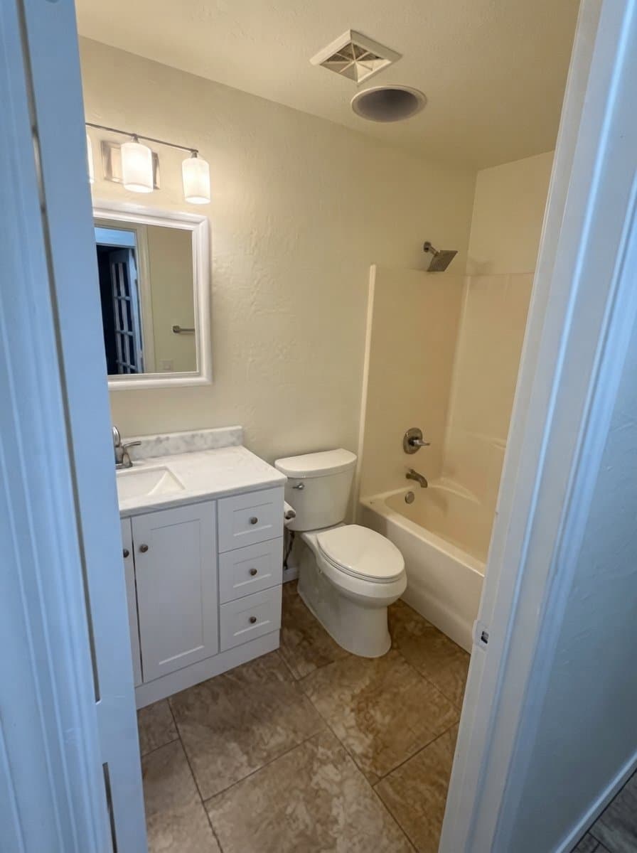 Phoenix House: 16036 N 11th Ave