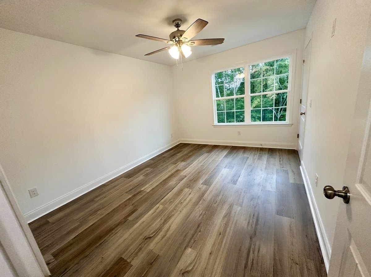 Dalton Multiplex: 163 Harrison Ln SE