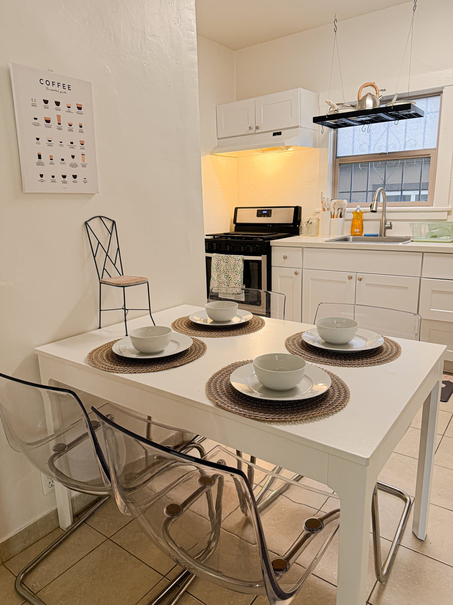 Oakland Multiplex: 455 41st St Apt 1