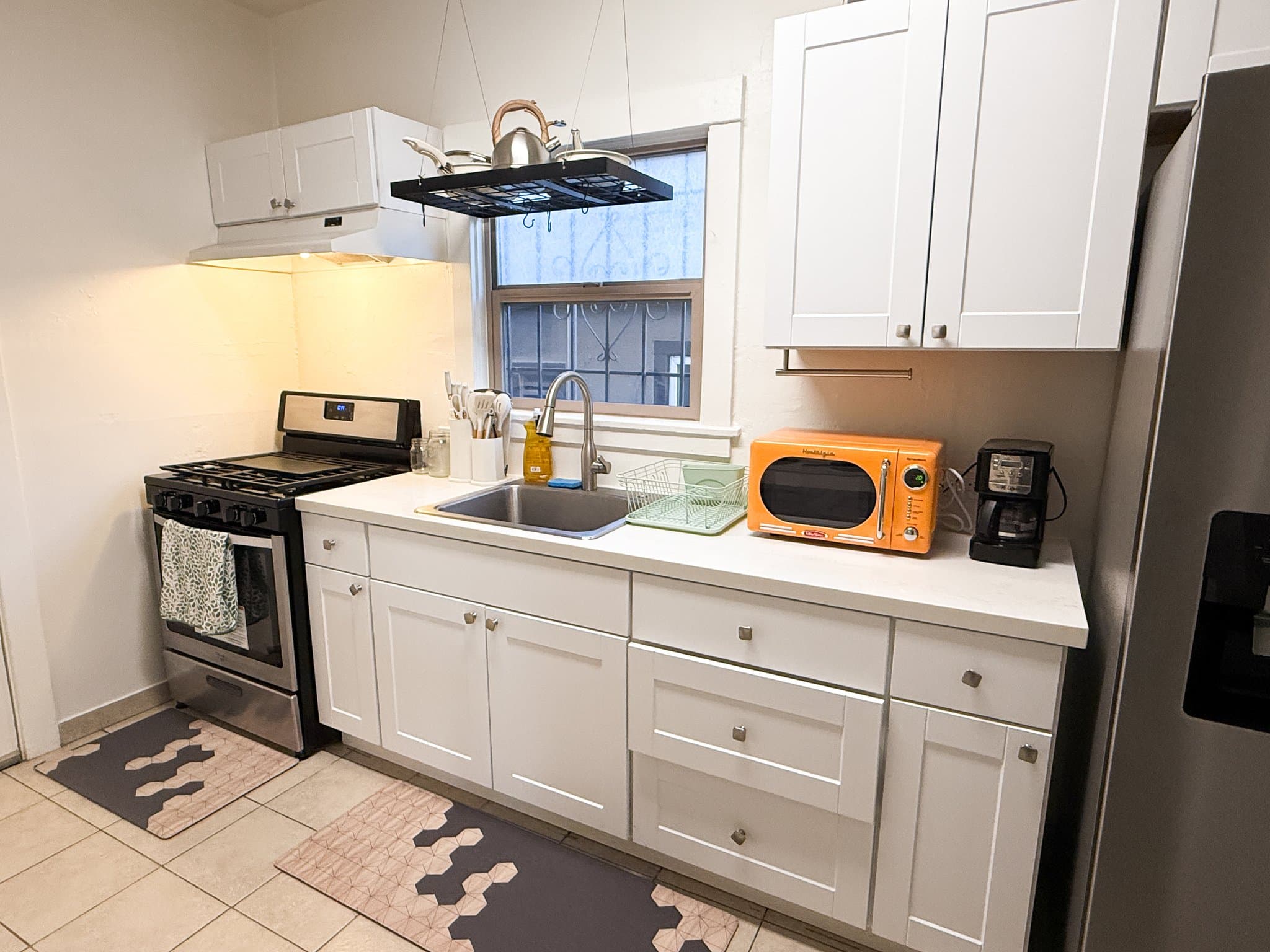 Oakland Multiplex: 455 41st St Apt 1