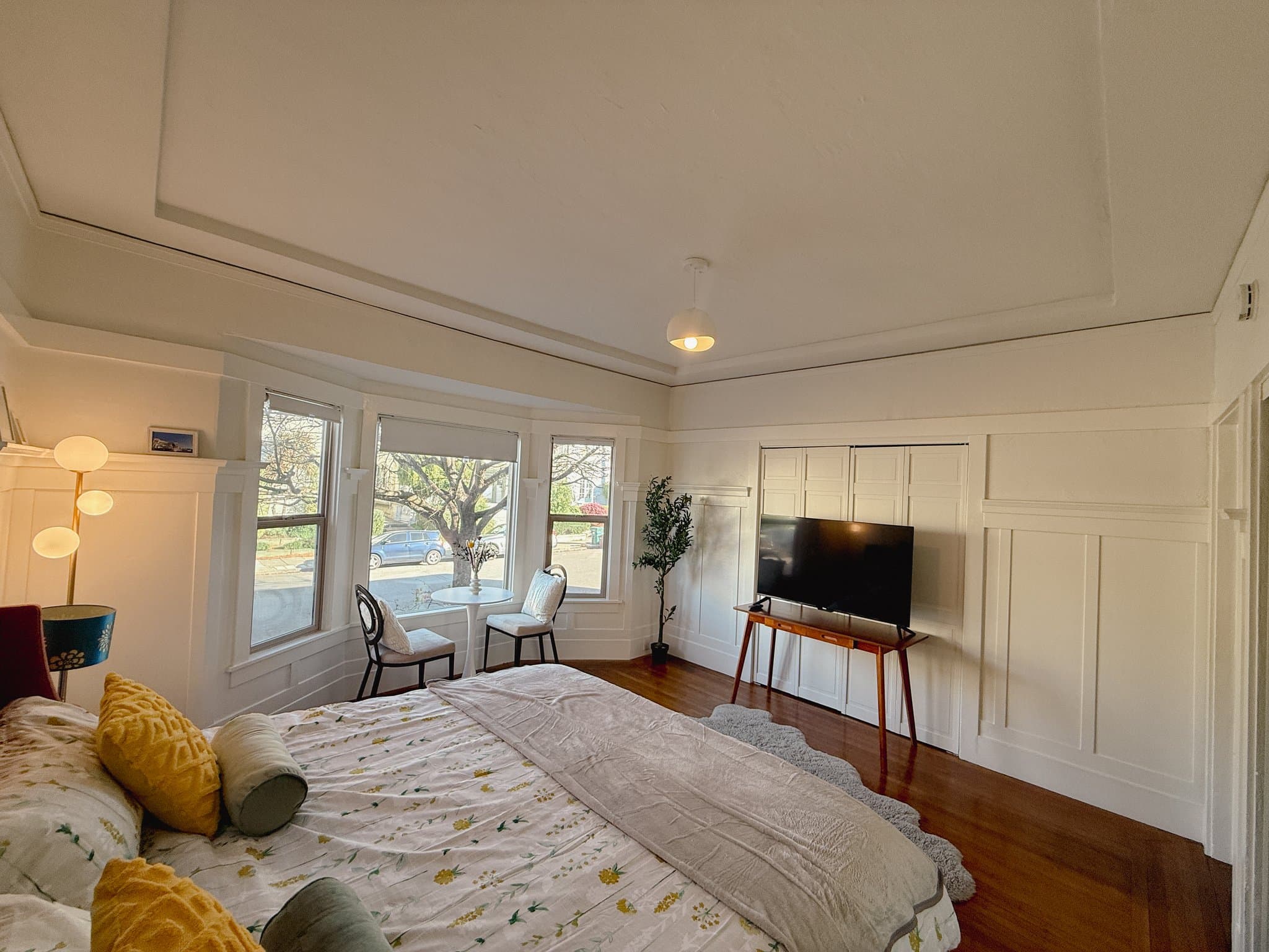 Oakland Multiplex: 455 41st St Apt 1