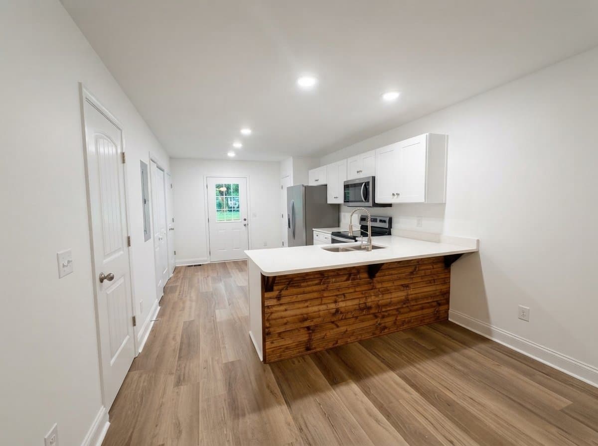 Dalton Multiplex: 163 Harrison Ln SE