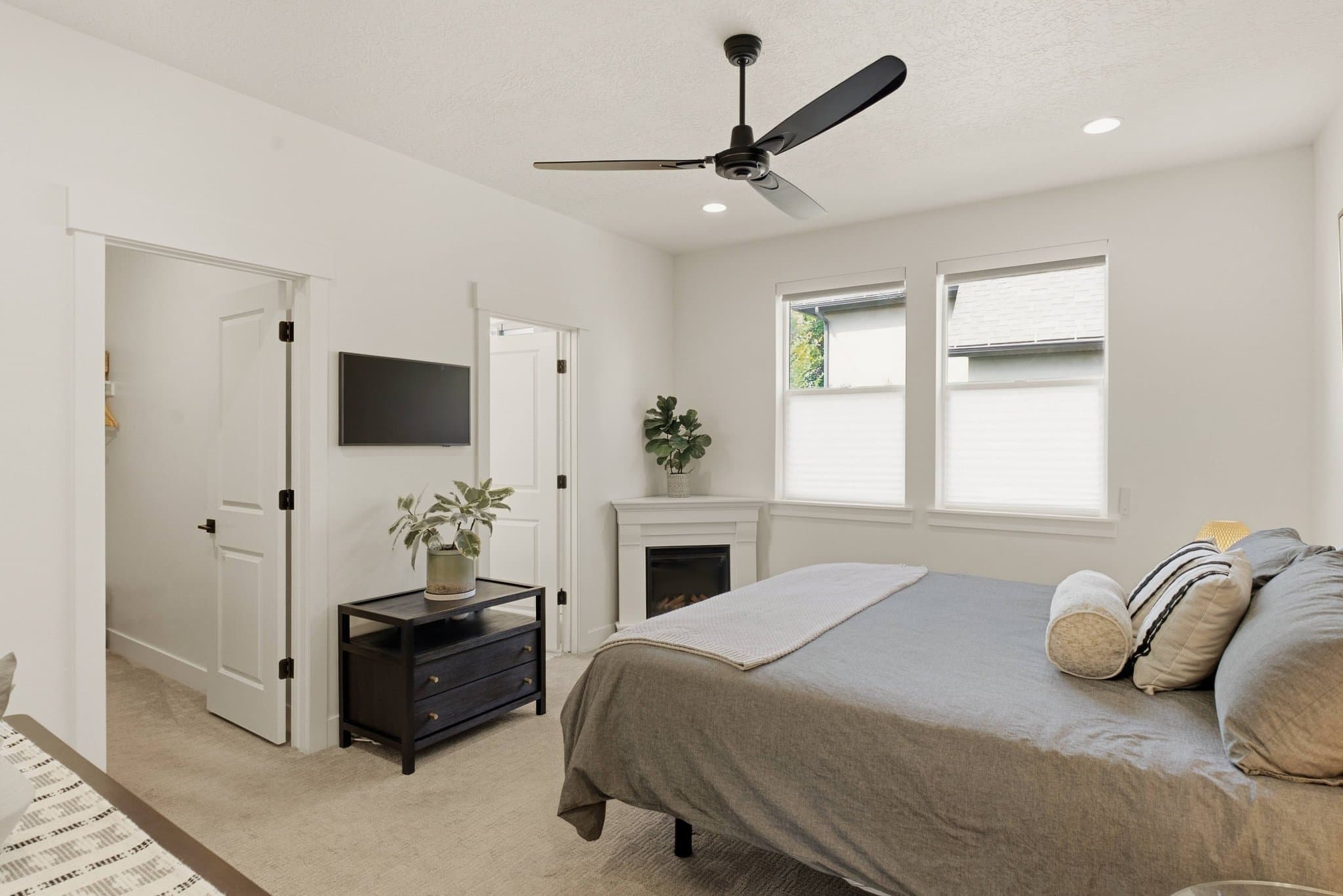 Millcreek Townhome: 789 E Amara Pl