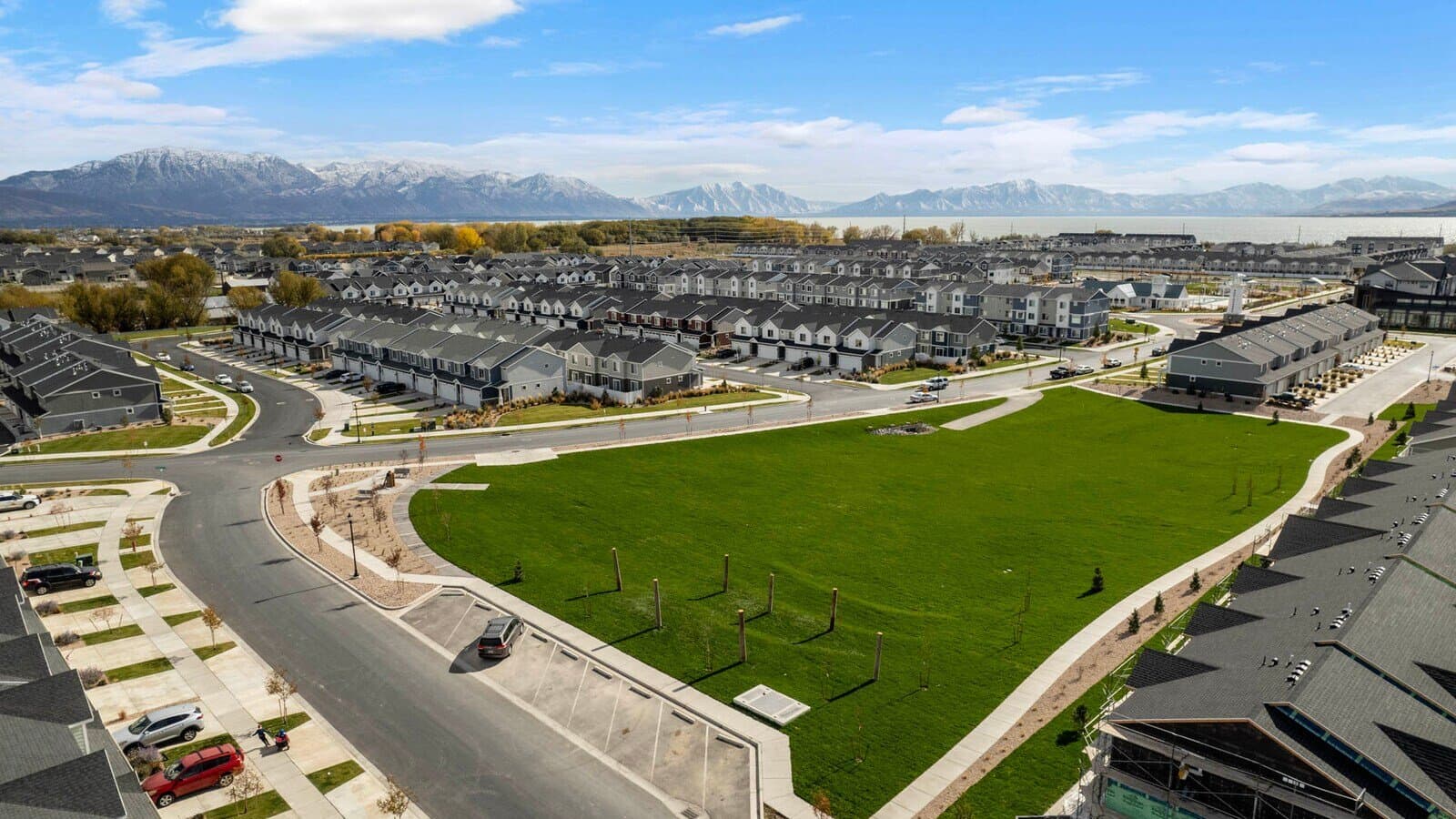 Saratoga Springs Townhome: 214 N Mine Ct