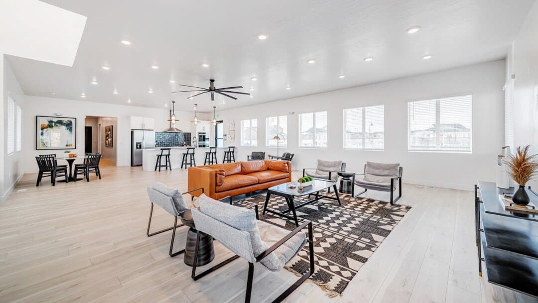 Saratoga Springs Townhome: 214 N Mine Ct