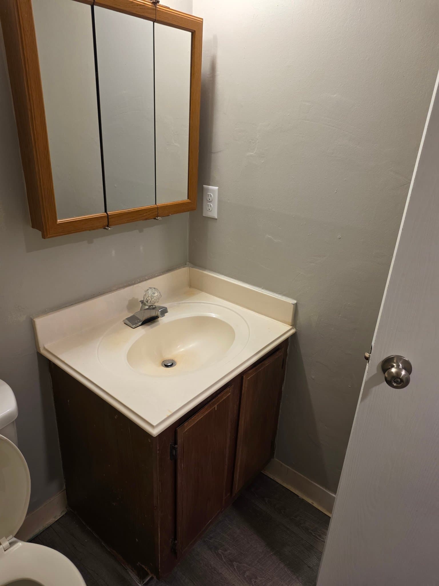 Wichita Apartment: 1325 N MERIDIAN AVE