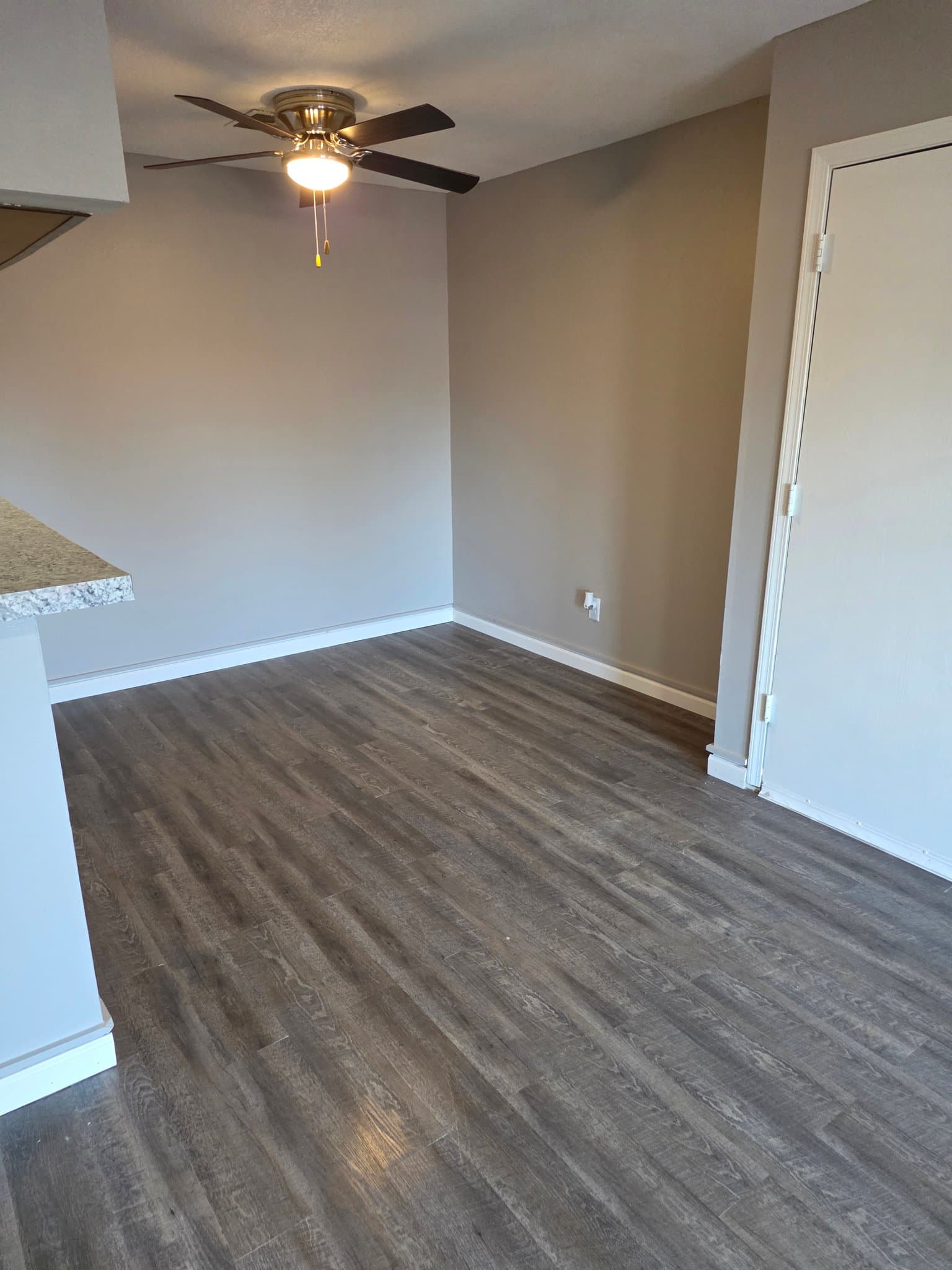 Wichita Apartment: 1325 N MERIDIAN AVE