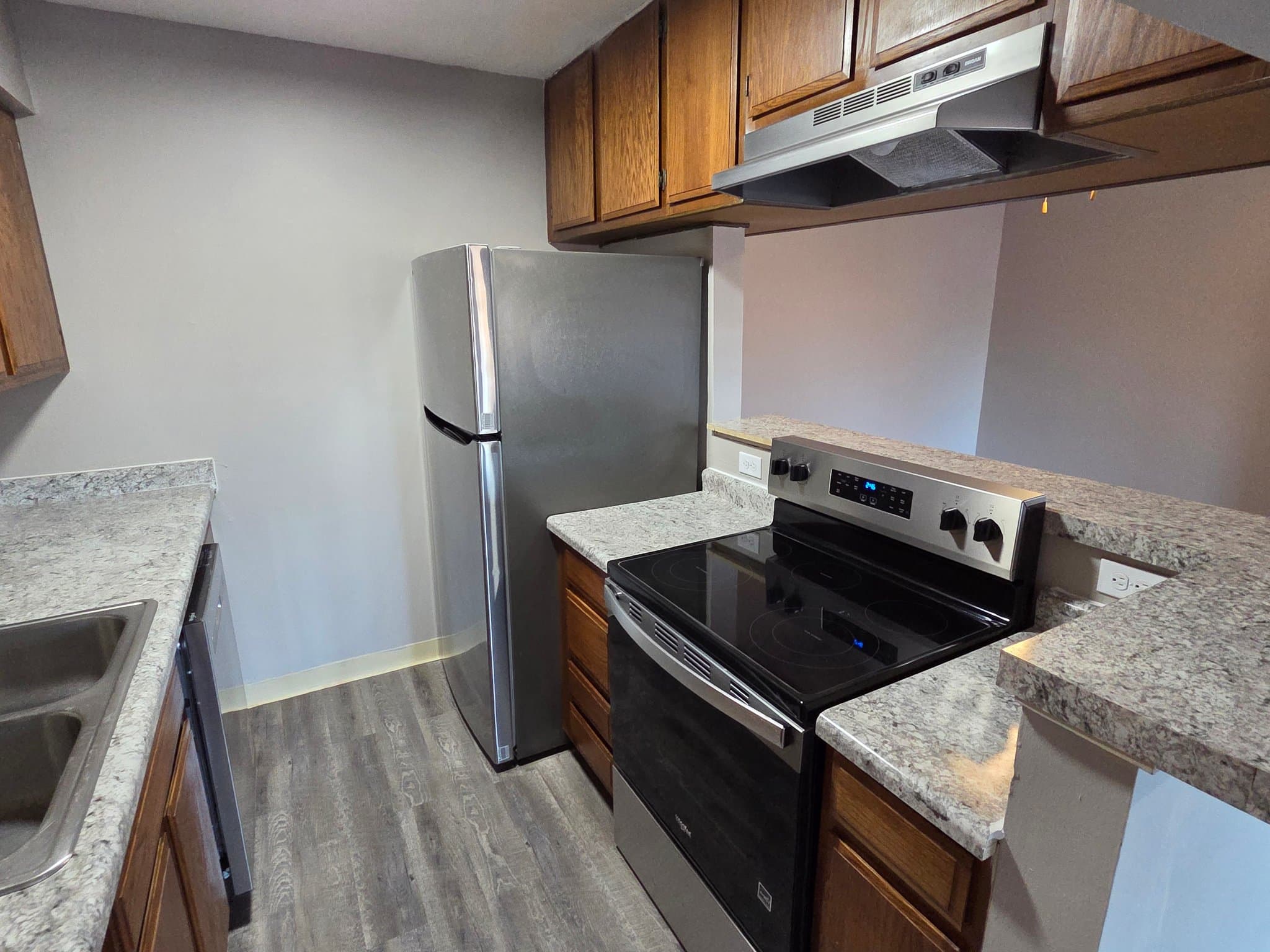 Wichita Apartment: 1325 N MERIDIAN AVE