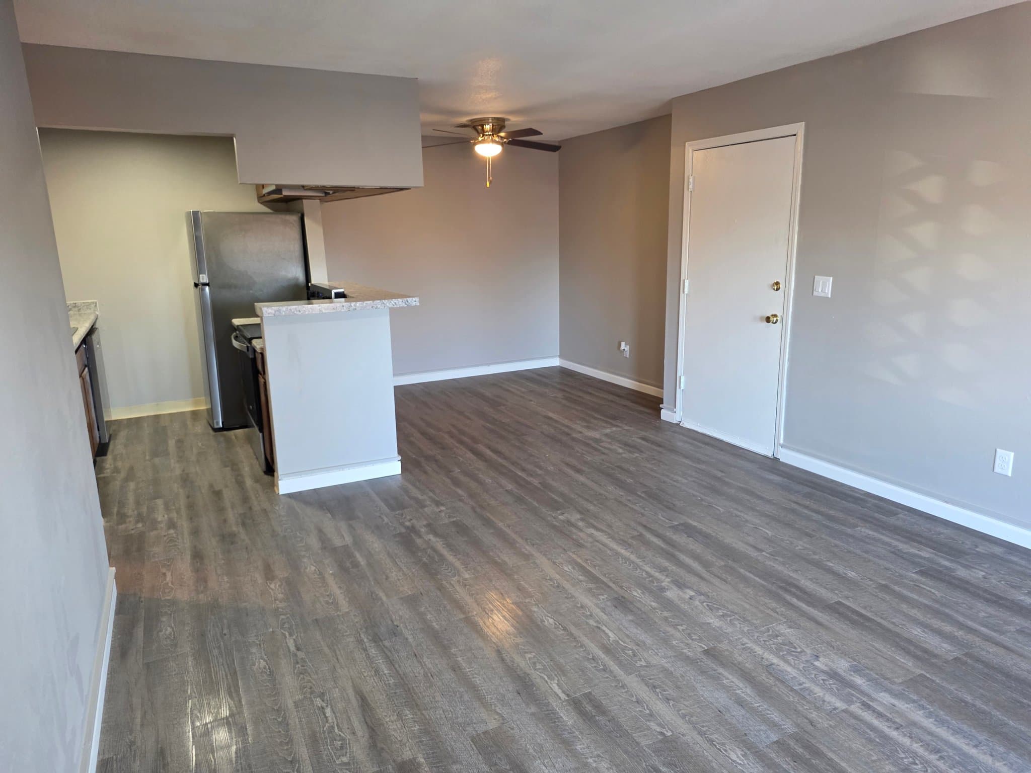 Wichita Apartment: 1325 N MERIDIAN AVE