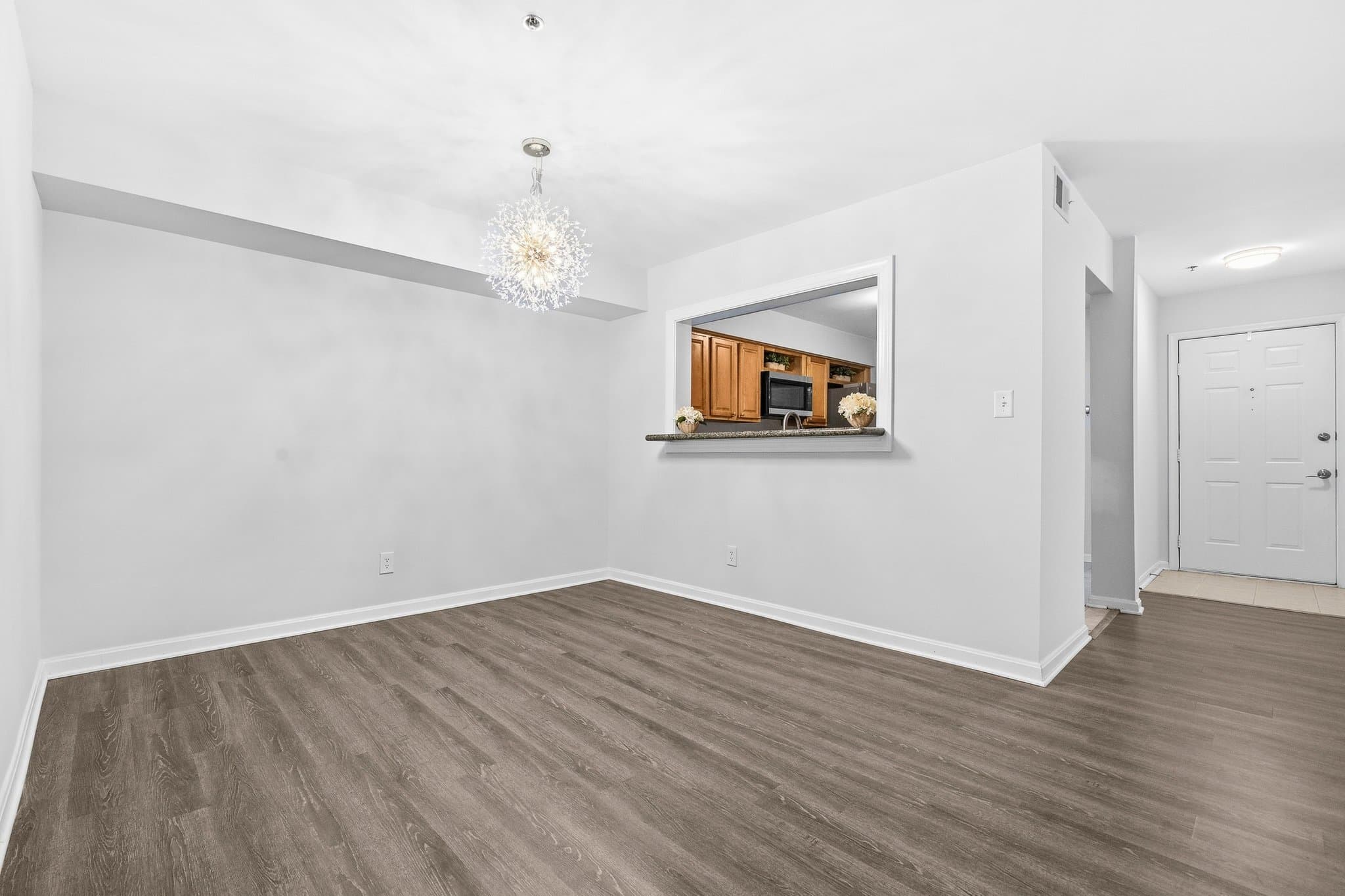 Oakton Condo: 10248 Appalachian Cir
