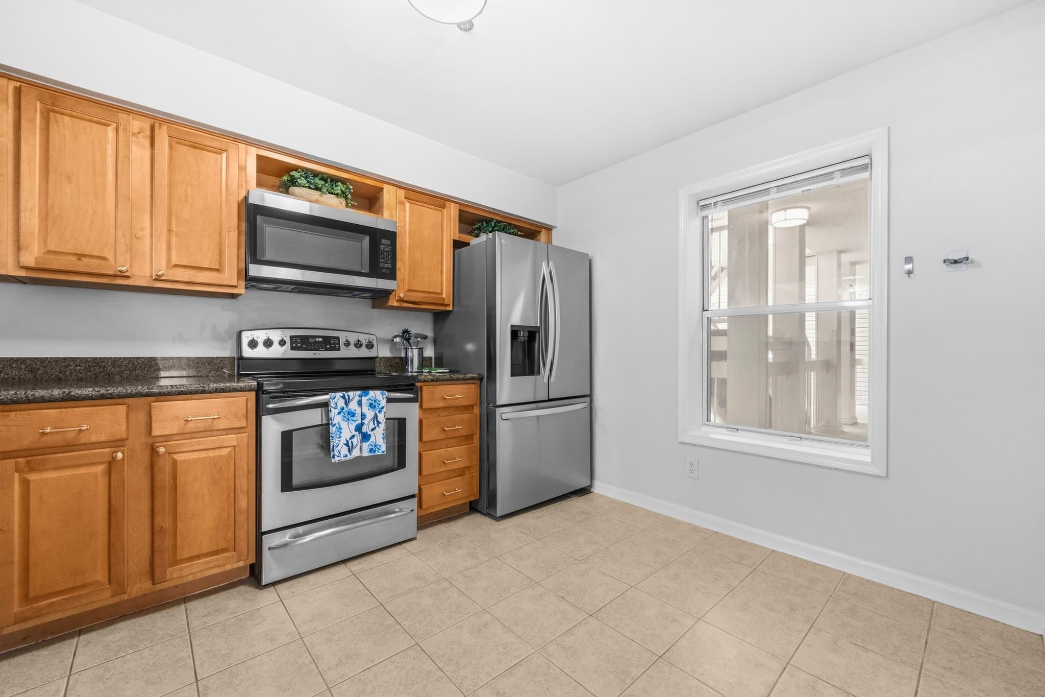 Oakton Condo: 10248 Appalachian Cir