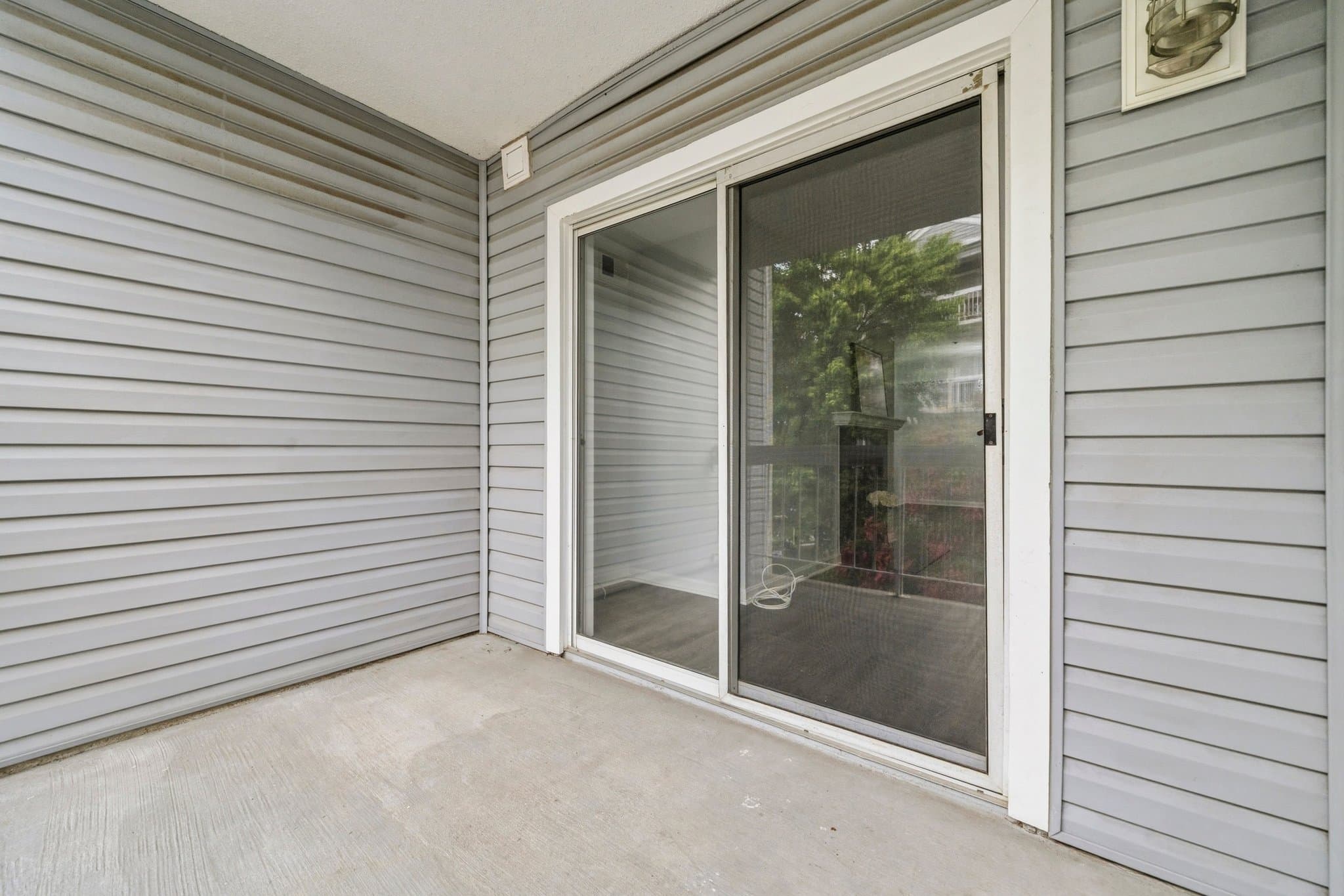 Oakton Condo: 10248 Appalachian Cir