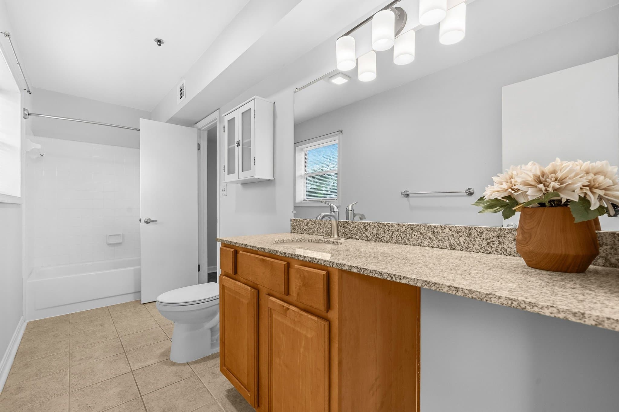 Oakton Condo: 10248 Appalachian Cir
