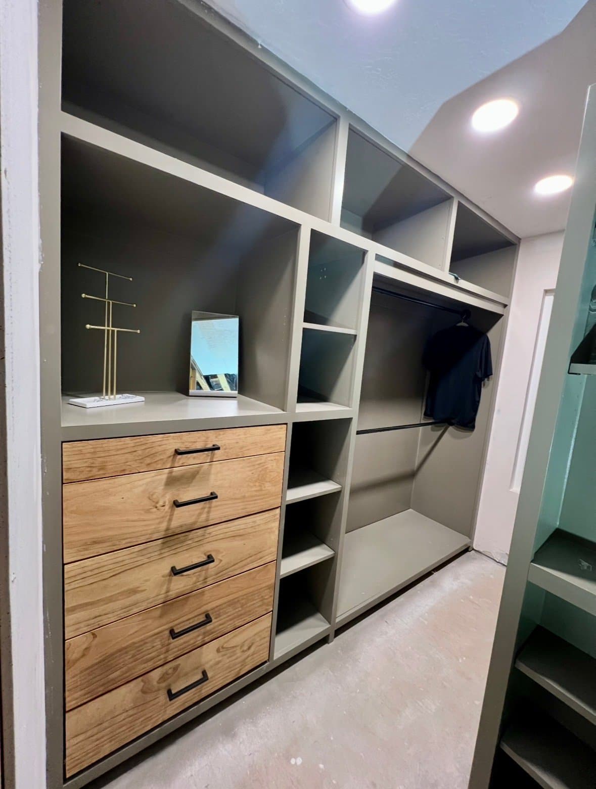 Woods Cross House: 692 W 1500 S