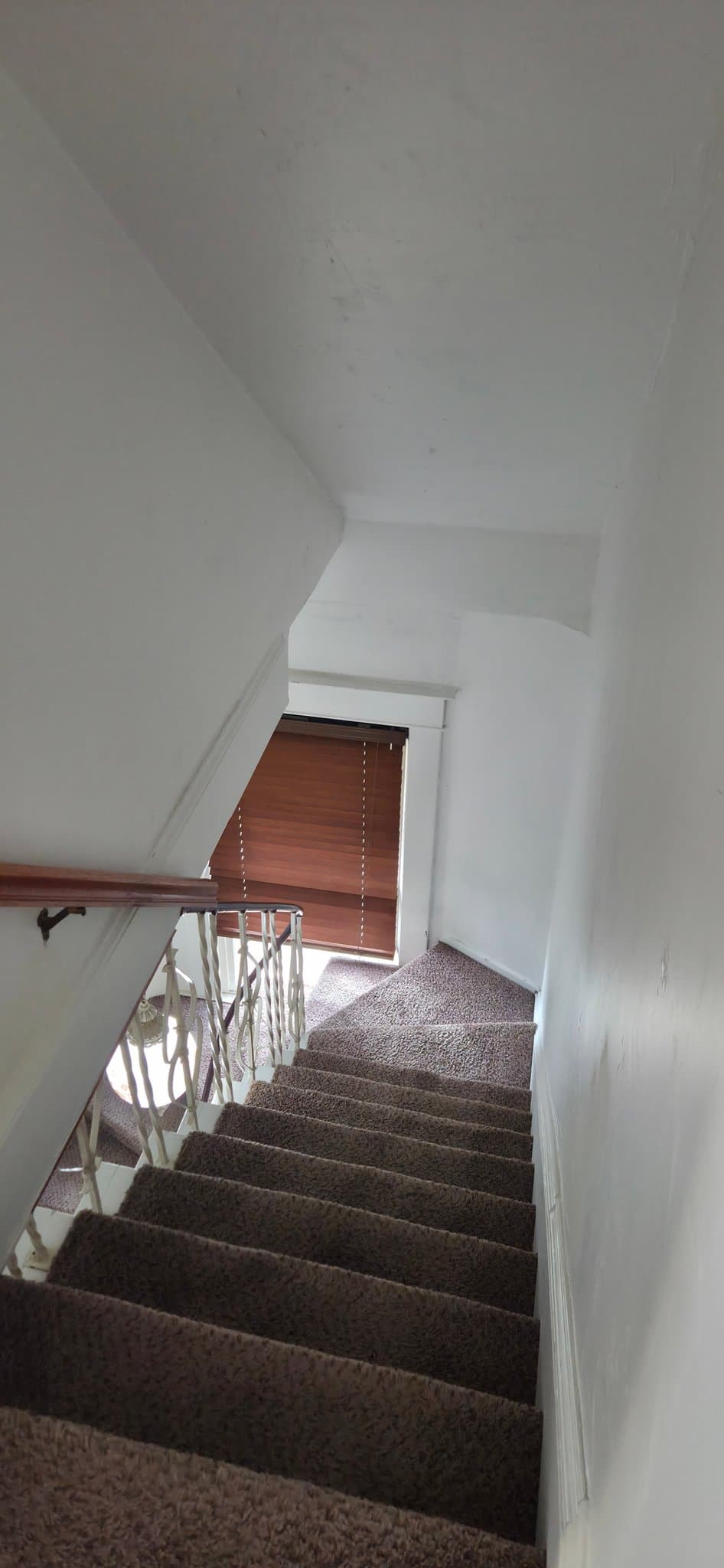 Midvale House: 7848 S Main St