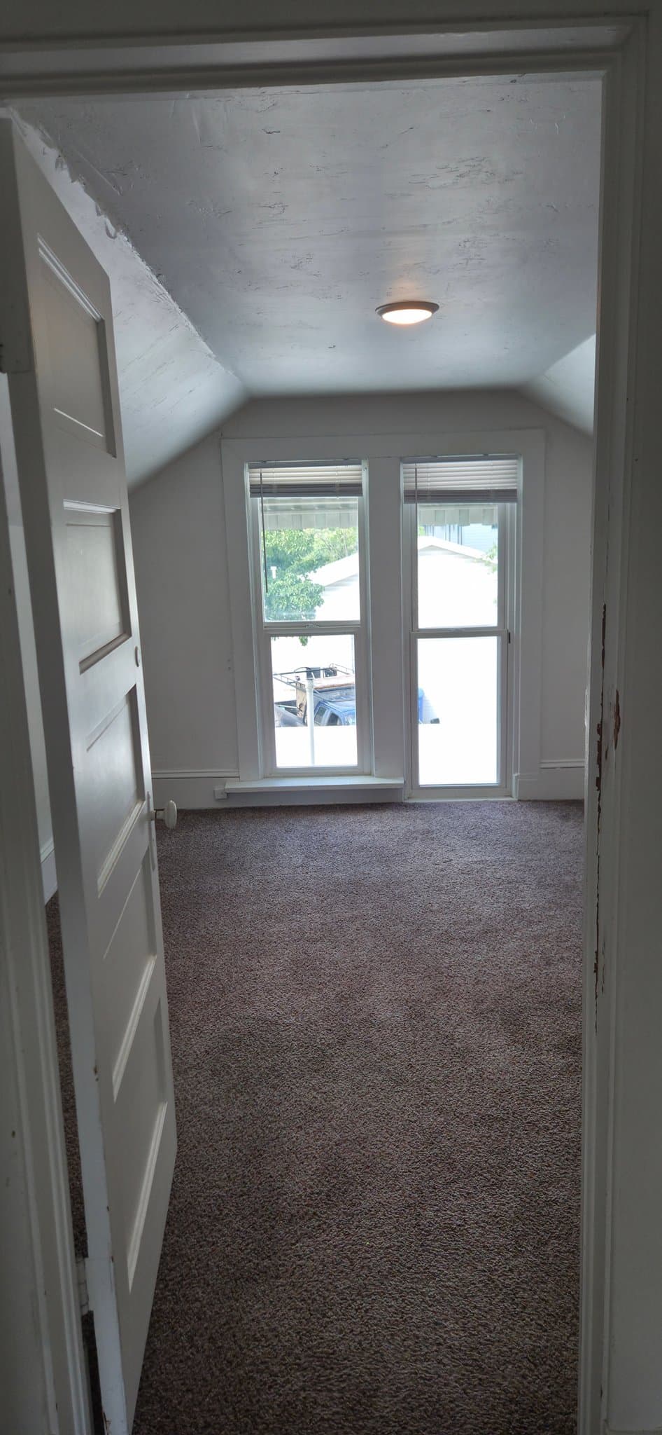 Midvale House: 7848 S Main St