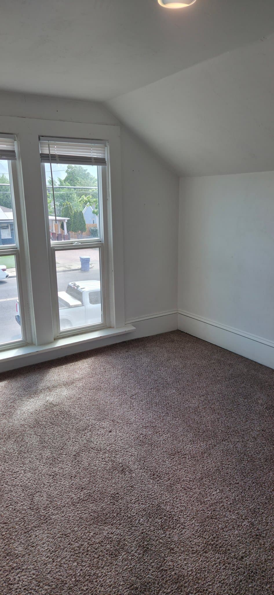 Midvale House: 7848 S Main St
