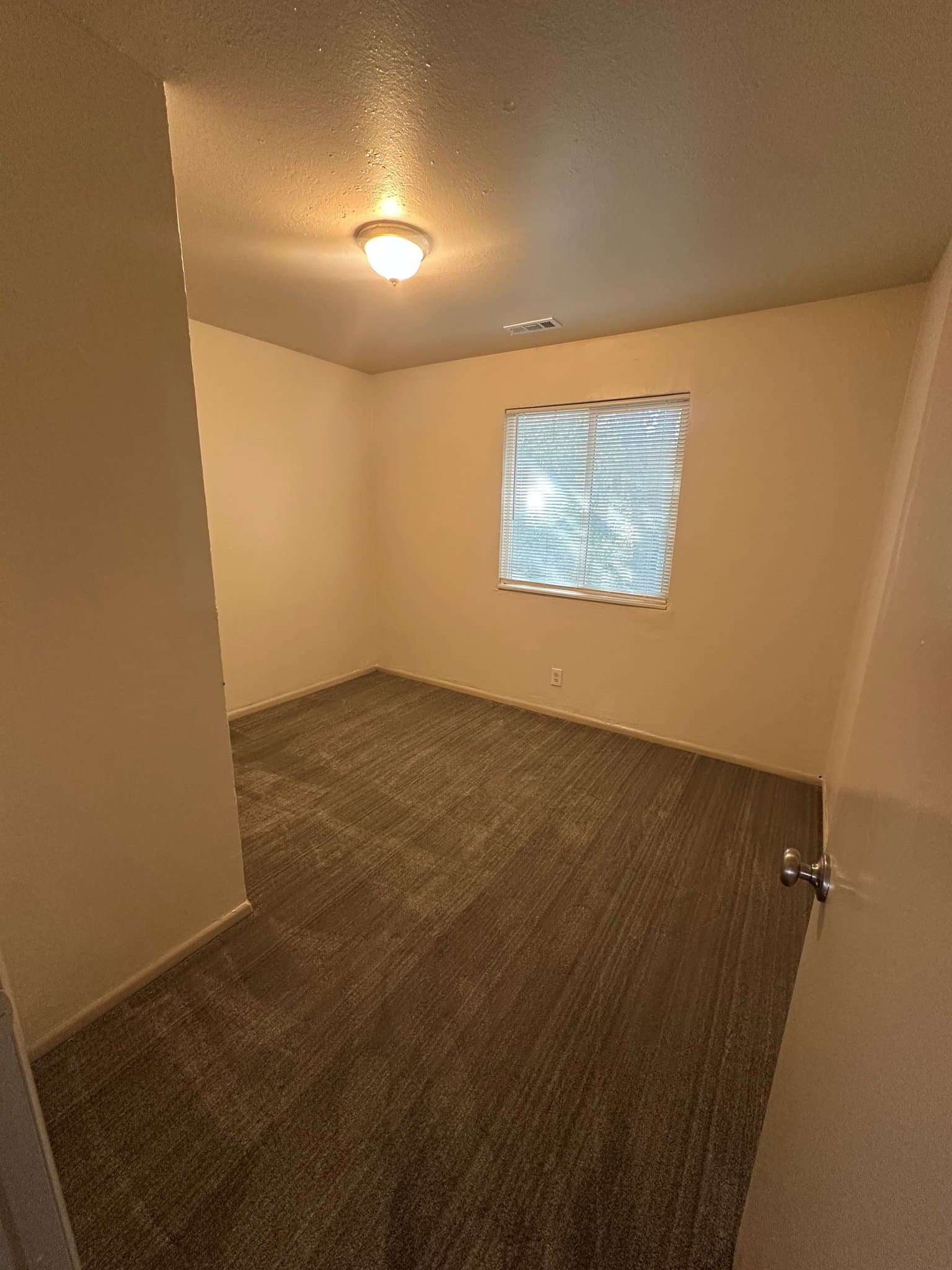 Magna Townhome: 3065 S 9100 W