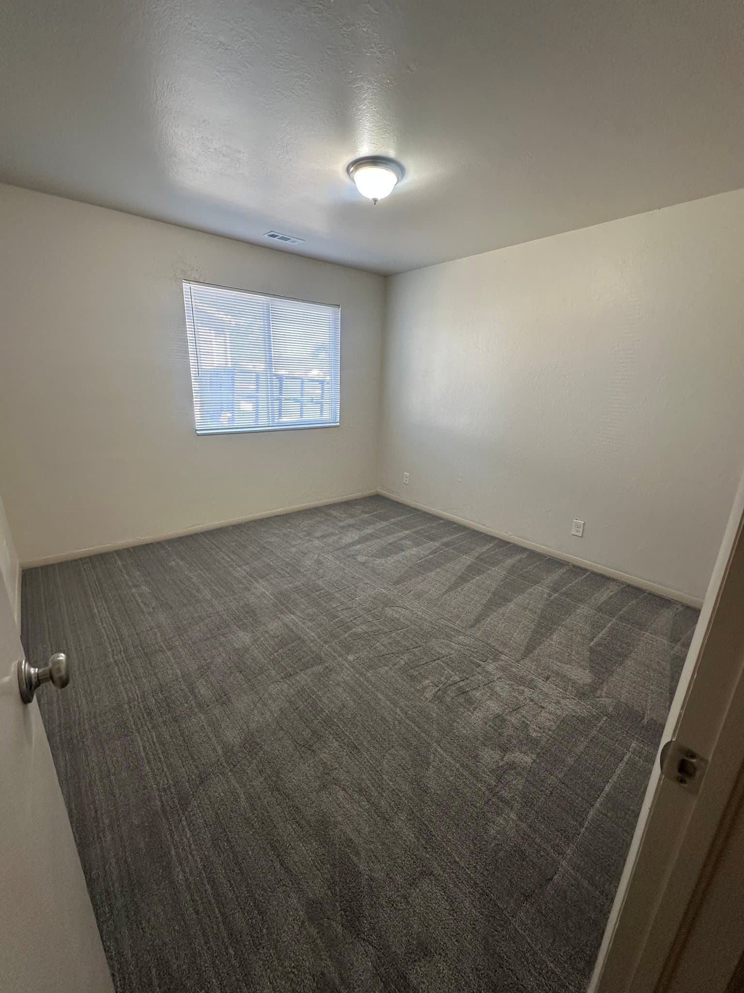 Magna Townhome: 3065 S 9100 W