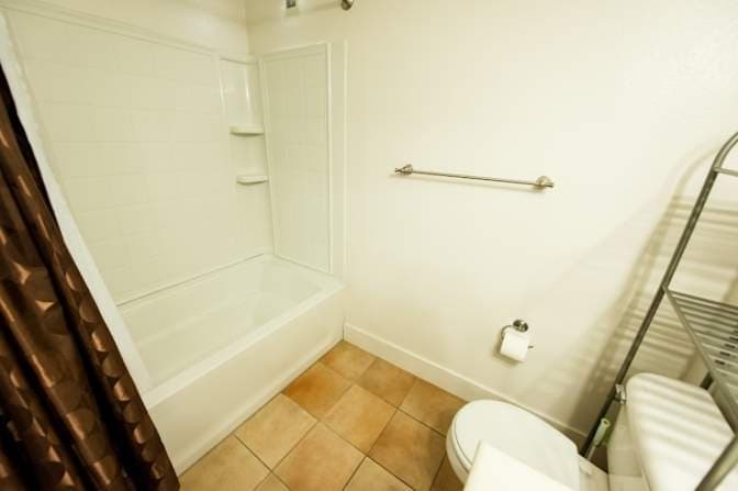 Oakland Single Room: 6115 OLD QUARRY LOOP
