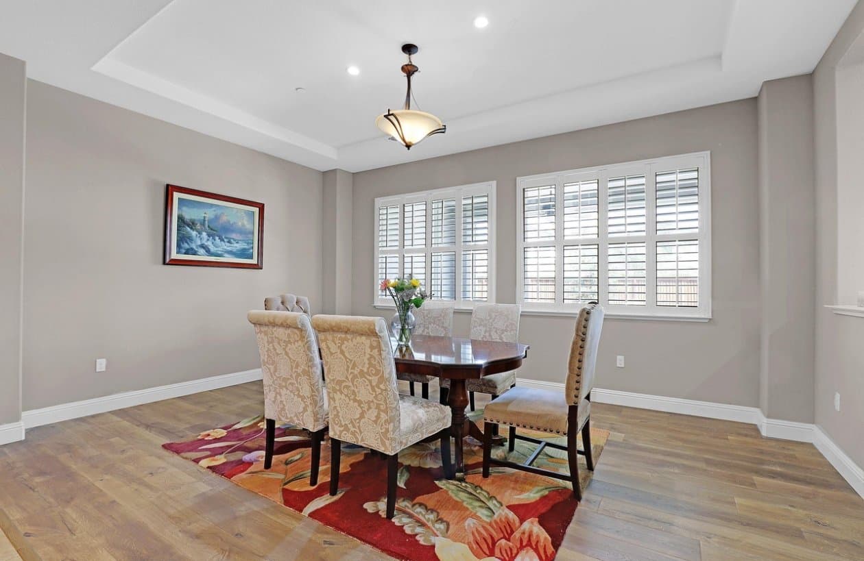 Brentwood House: 493 Yelland Way