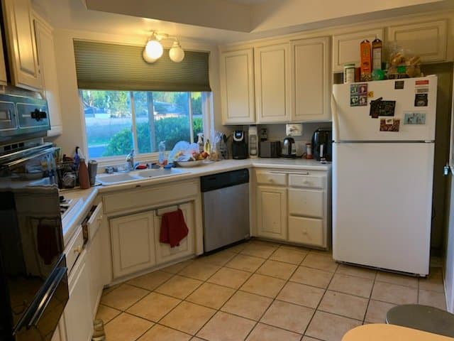 Van Nuys Single Room: 6727 Petit Ave