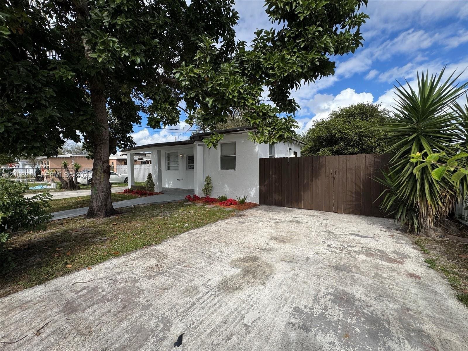 Miami Gardens House: 2381 NW 153rd St