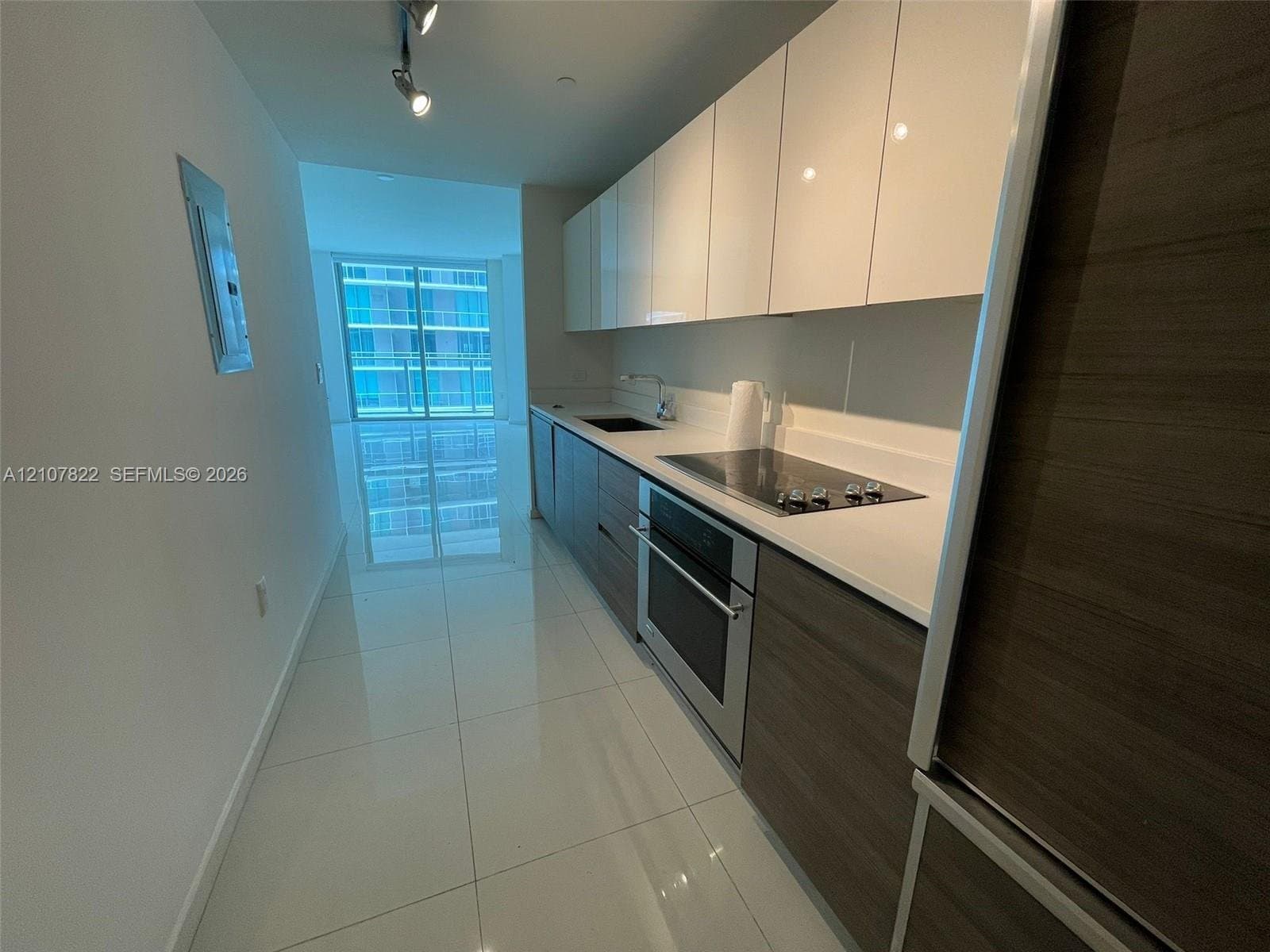 Miami Condo: 1100 S Miami Ave
