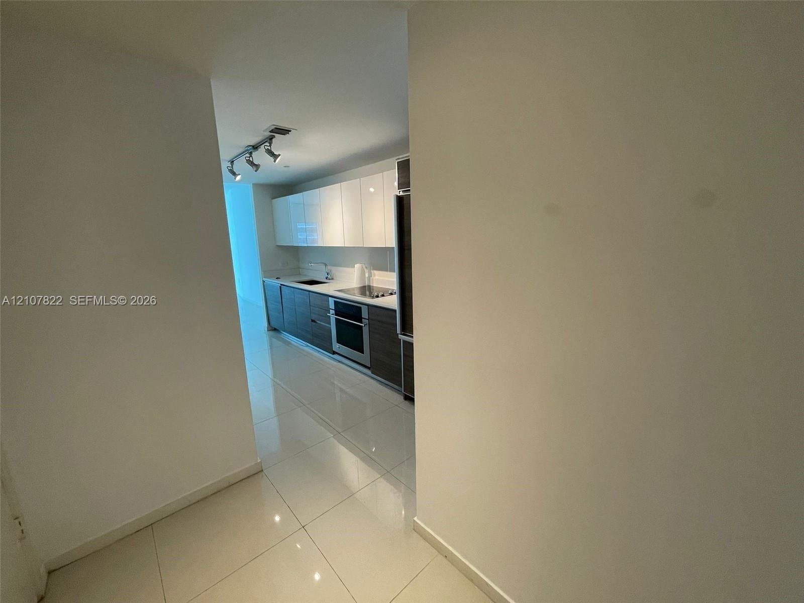 Miami Condo: 1100 S Miami Ave