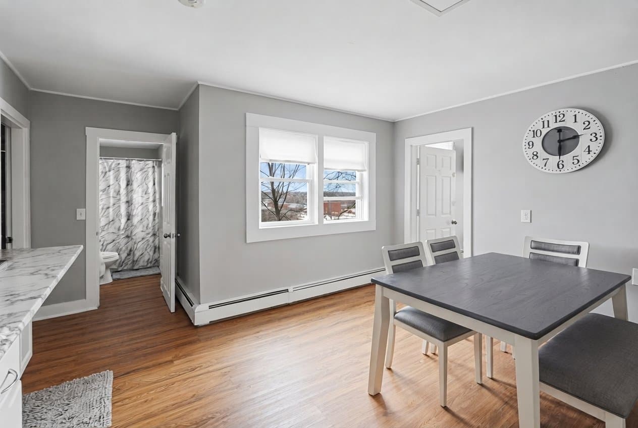 Fitchburg Apartment: 29 Mount Vernon St