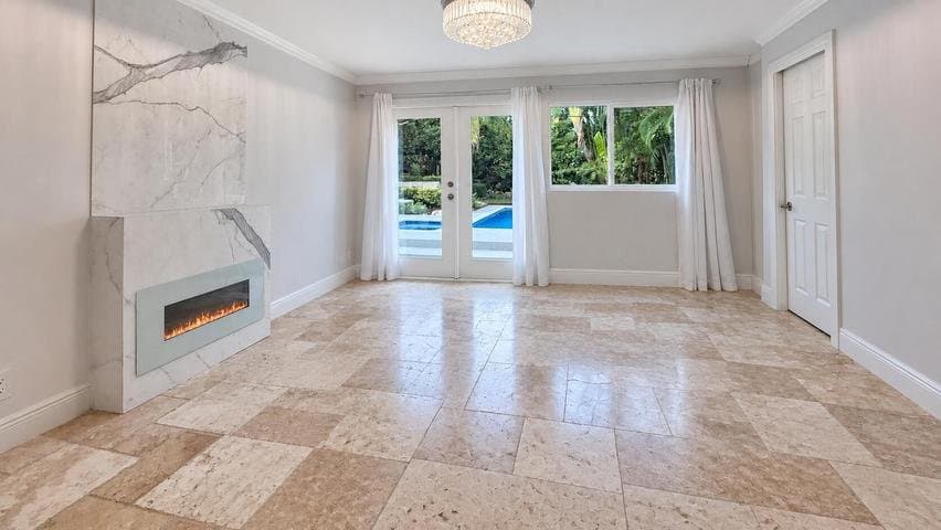 Boca Raton House: 941 SW 19th St