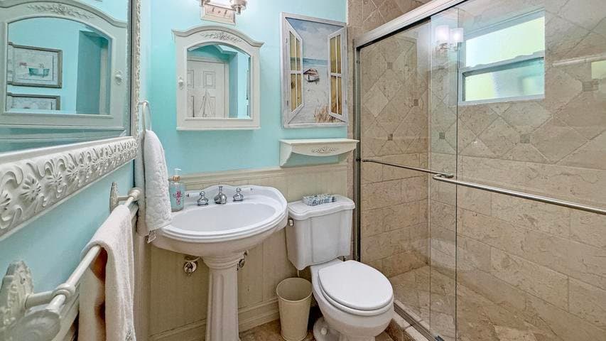 Boca Raton House: 941 SW 19th St