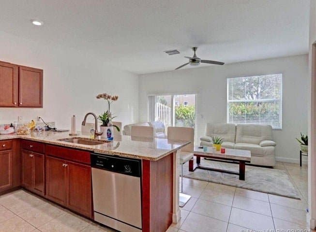 West Palm Beach Townhome: 5258 Ashley River Rd
