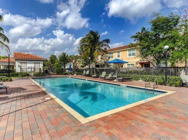 West Palm Beach Townhome: 5258 Ashley River Rd