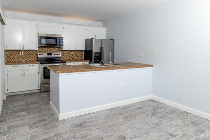 West Palm Beach Townhome: 7406 74th Way