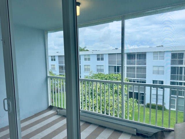 Boynton Beach Condo: 2016 S Federal Hwy Apt 404