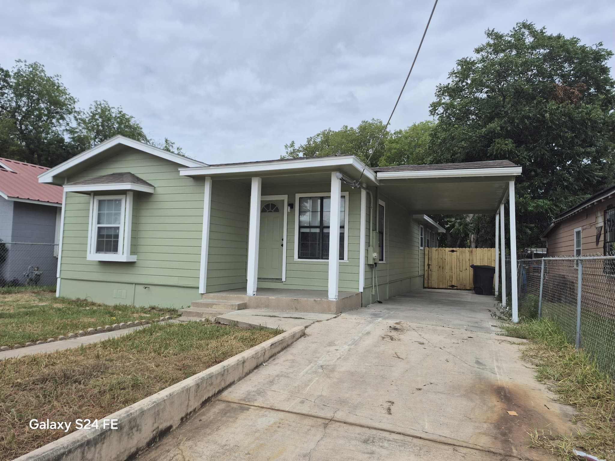 San Antonio House: 1107 Barclay St