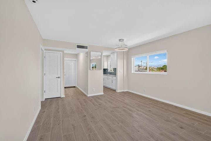 Boca Raton Condo: 331 SW 8th St Apt 3F