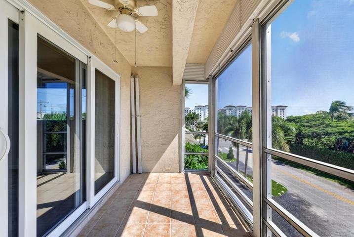 Boca Raton Condo: 331 SW 8th St Apt 3F