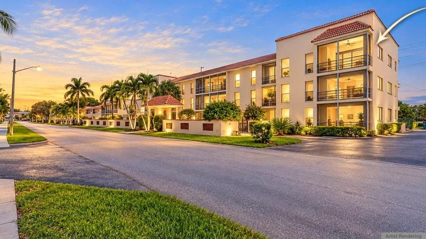 Boca Raton Condo: 331 SW 8th St Apt 3F