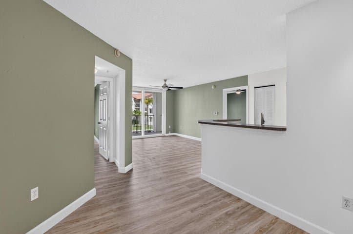 Boynton Beach Condo: 213 Villa Circle 213