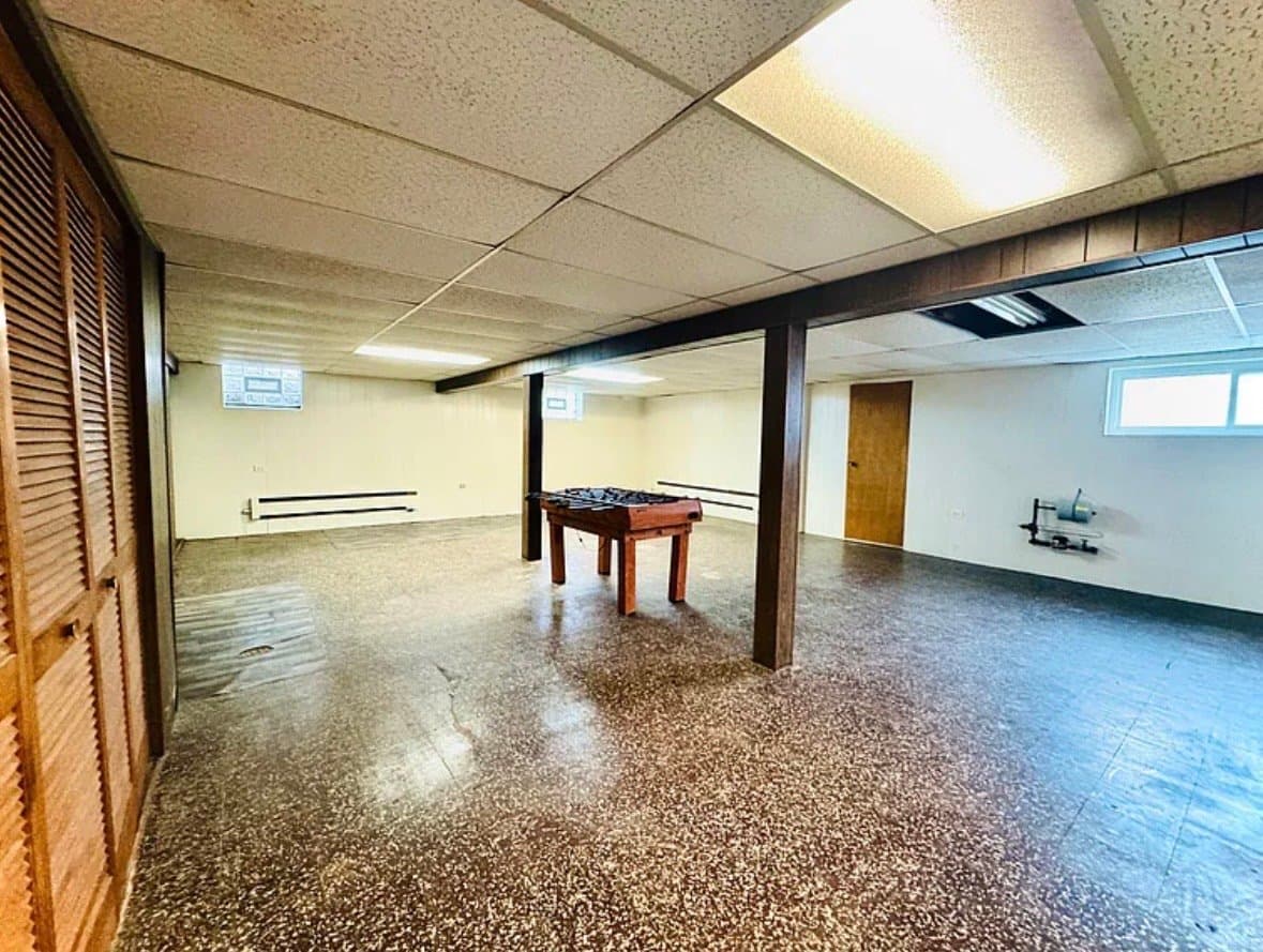Pittsburgh House: 4021 Portman Ave