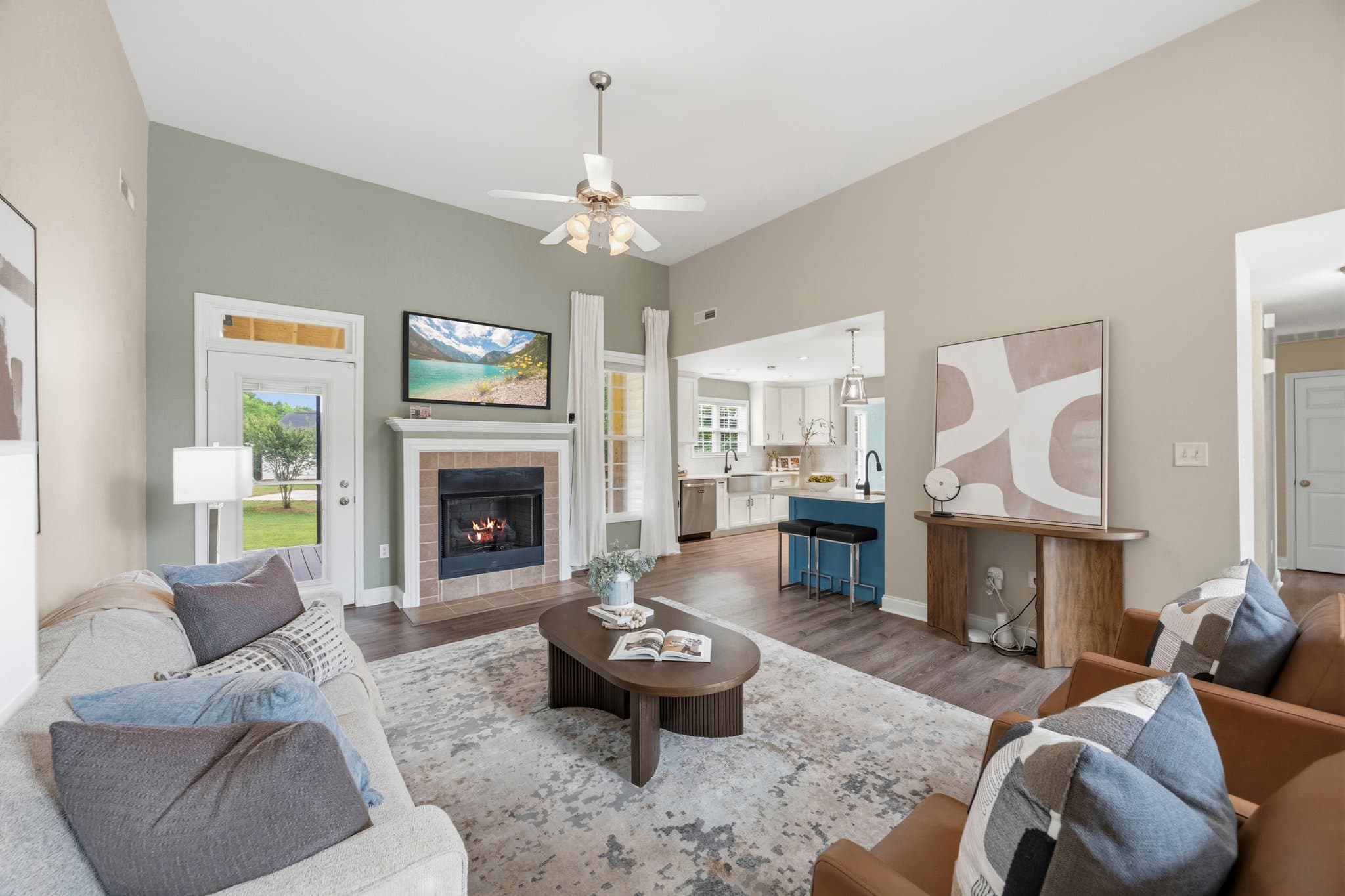 Monroe House: 2801 Sweetgrass Ln