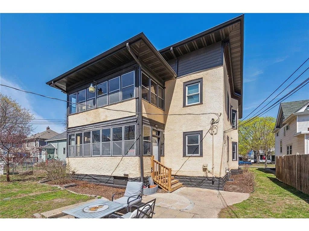St Paul Multiplex: 1612 van Buren Avenue