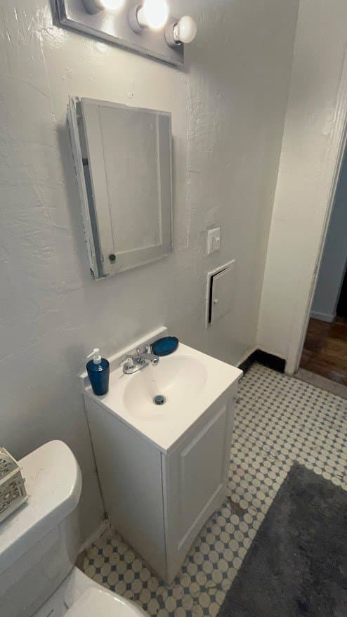 Detroit House: 21484 Thatcher
