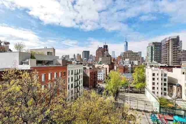SoHo Apartment: 105 Thompson Street