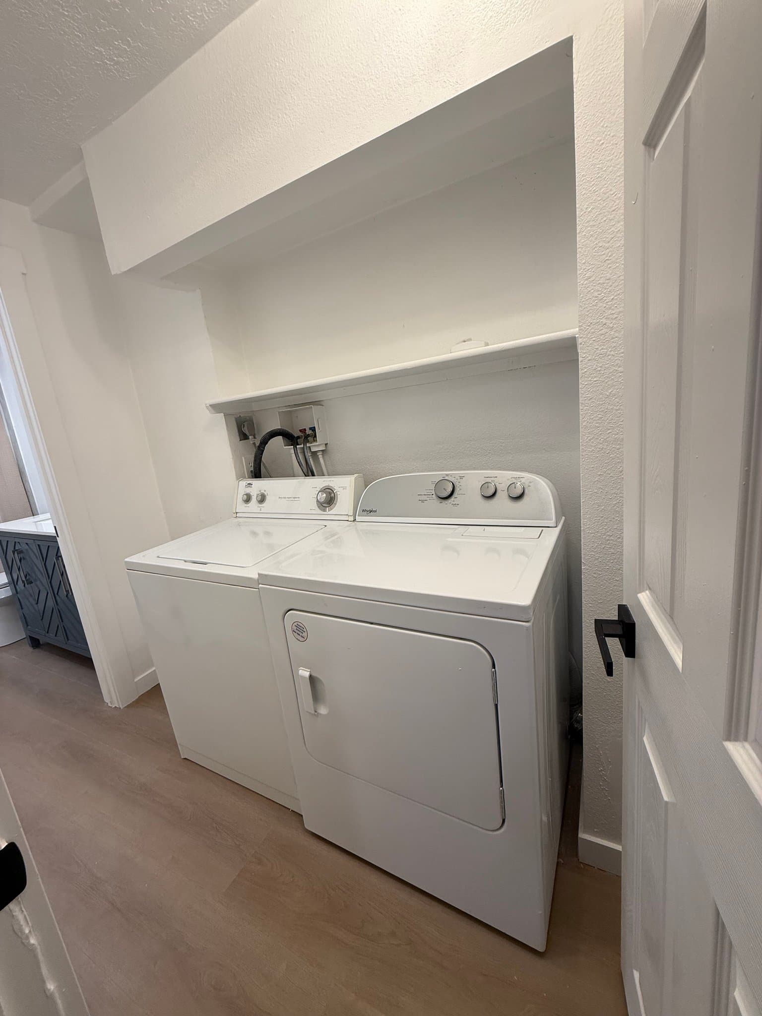 Springville Single Room: 647 Swenson Ave