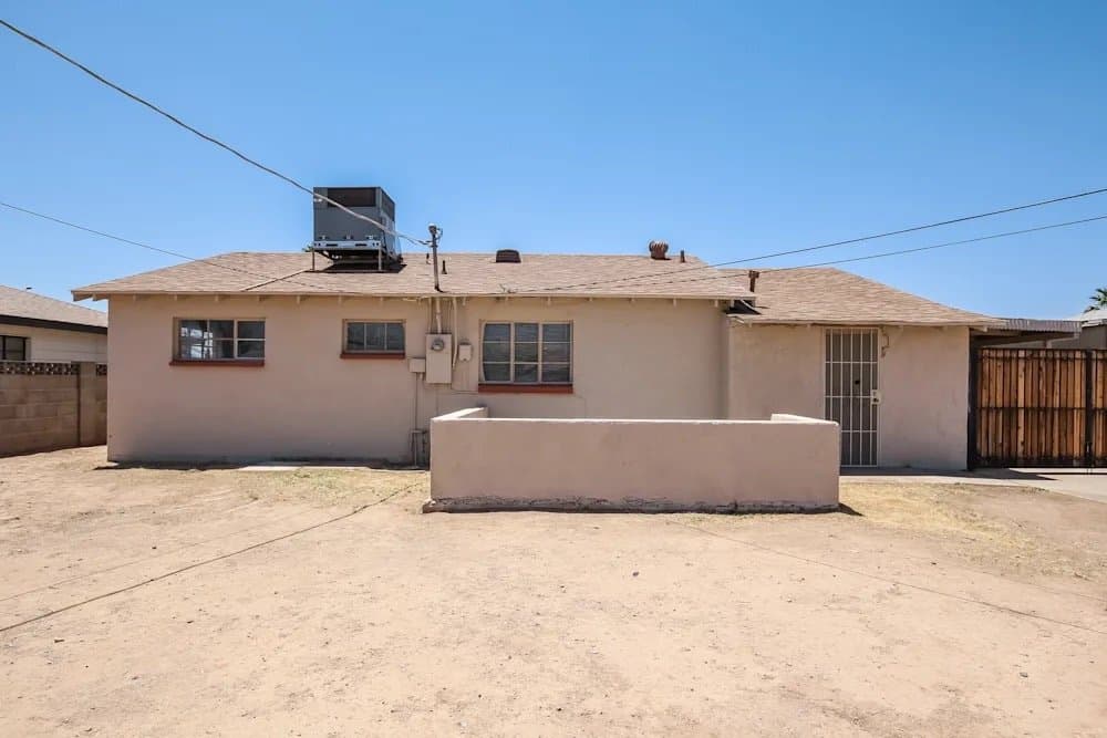 Phoenix House: 8834 N 29th Ave