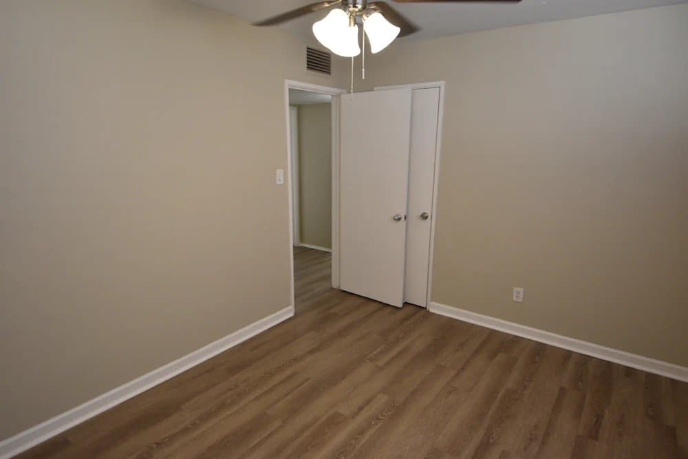 Phoenix House: 8834 N 29th Ave