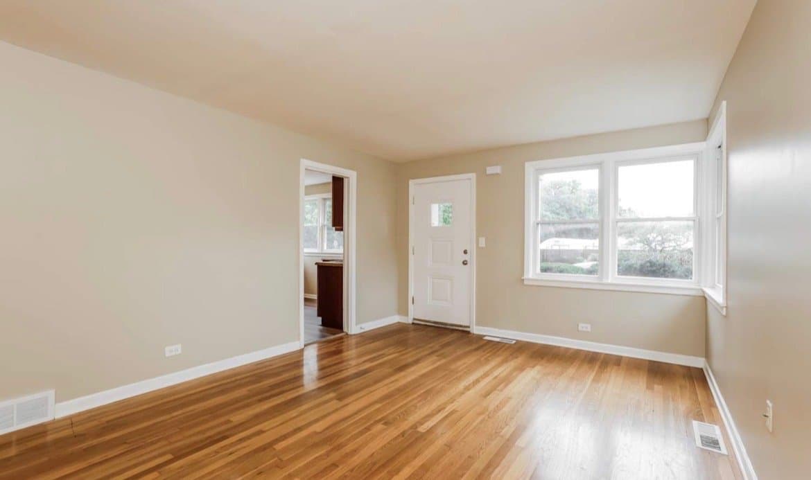 Evanston House: 1608 Mulford St